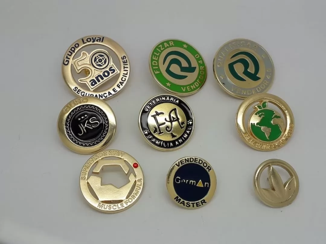 Pins Personalizados Esmaltados  e/ou Adesivado Resinado